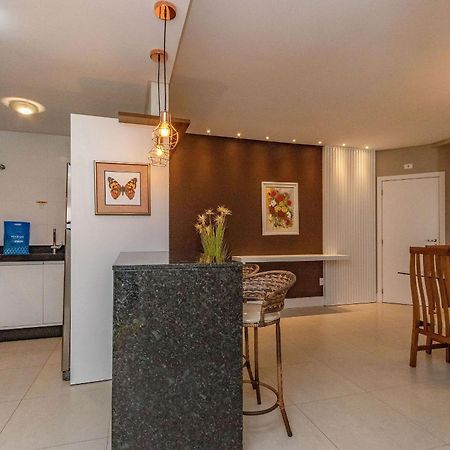 Boulevard 224D - Excelente Apartamento Em Condominio De Luxo No Centro De Bombinhas - Piscina - Jacuzzi - Academia - Portaria 24H. Exterior foto