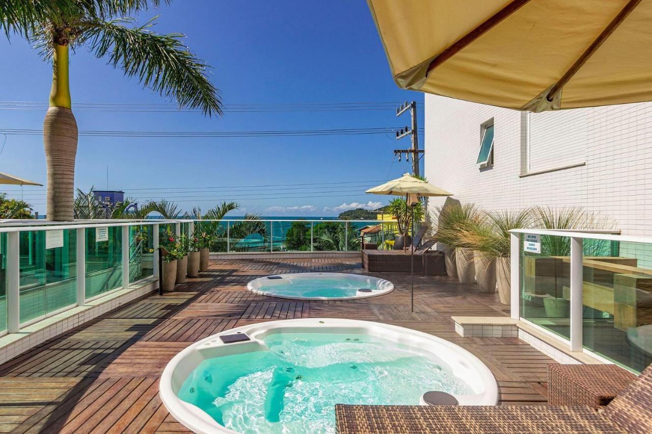 Boulevard 224D - Excelente Apartamento Em Condominio De Luxo No Centro De Bombinhas - Piscina - Jacuzzi - Academia - Portaria 24H. Exterior foto