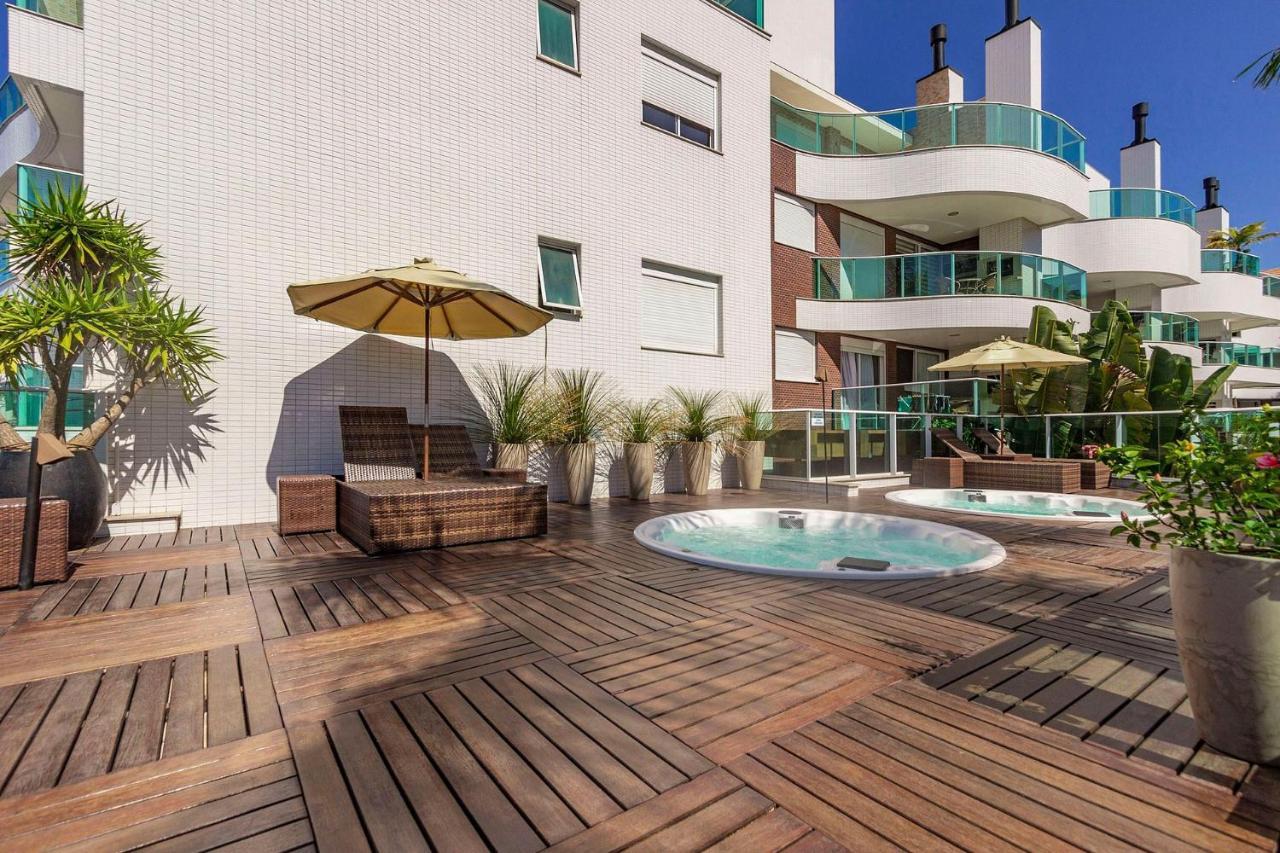 Boulevard 224D - Excelente Apartamento Em Condominio De Luxo No Centro De Bombinhas - Piscina - Jacuzzi - Academia - Portaria 24H. Exterior foto