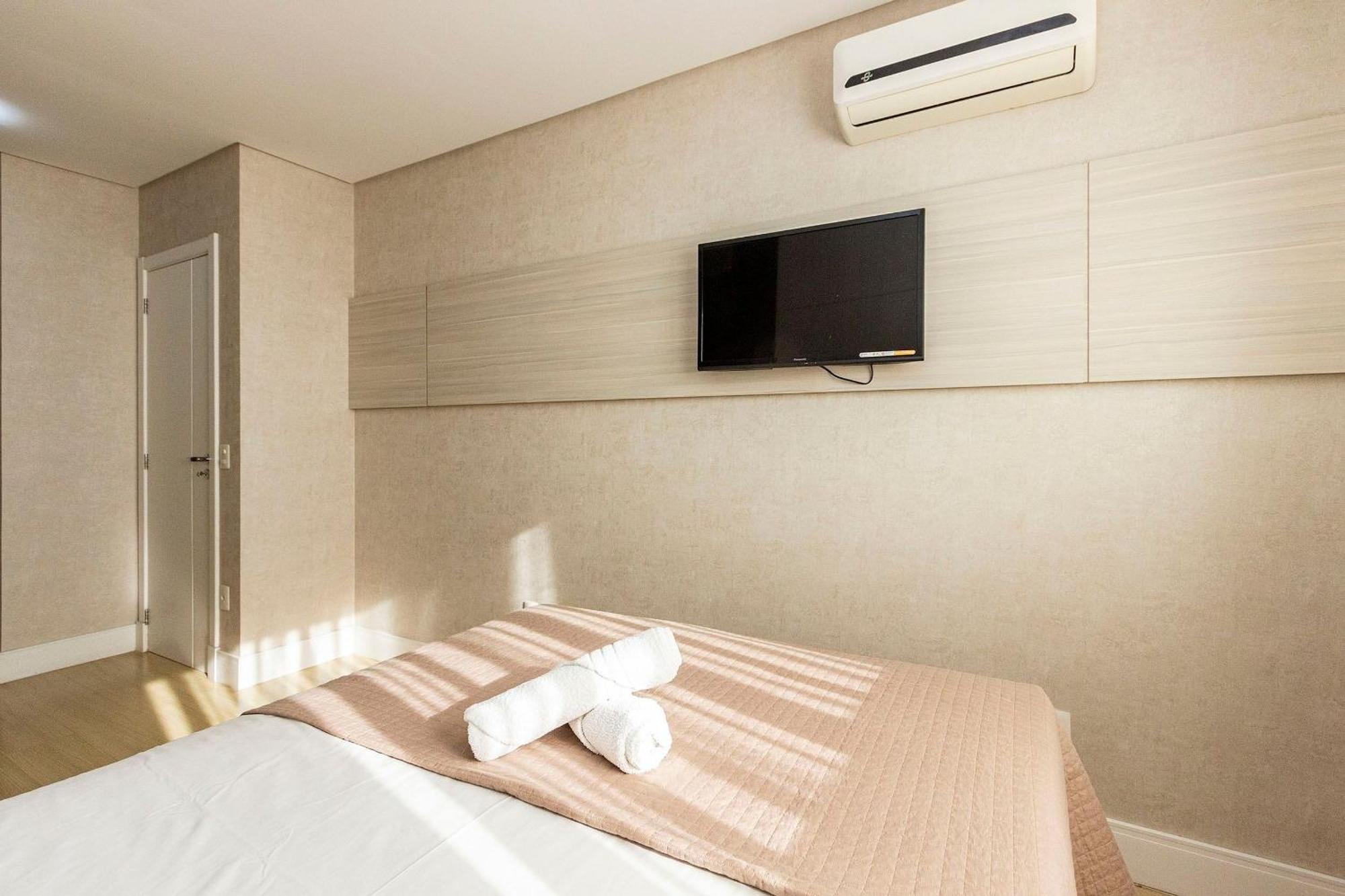 Boulevard 224D - Excelente Apartamento Em Condominio De Luxo No Centro De Bombinhas - Piscina - Jacuzzi - Academia - Portaria 24H. Exterior foto
