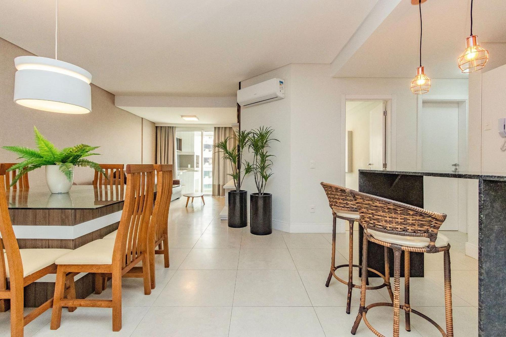 Boulevard 224D - Excelente Apartamento Em Condominio De Luxo No Centro De Bombinhas - Piscina - Jacuzzi - Academia - Portaria 24H. Exterior foto