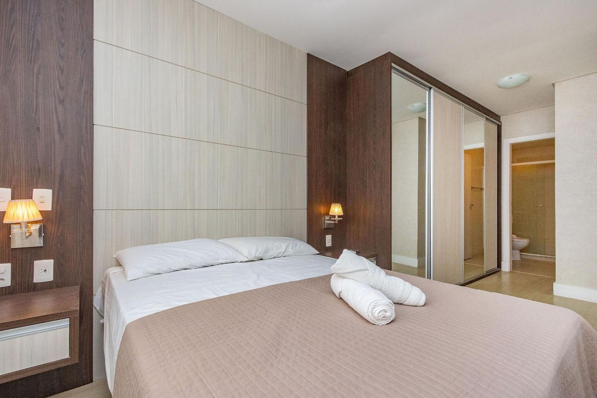 Boulevard 224D - Excelente Apartamento Em Condominio De Luxo No Centro De Bombinhas - Piscina - Jacuzzi - Academia - Portaria 24H. Exterior foto